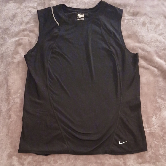 Women's Nike Black Sleeveless Muscle Tee - Picture 1 of 8